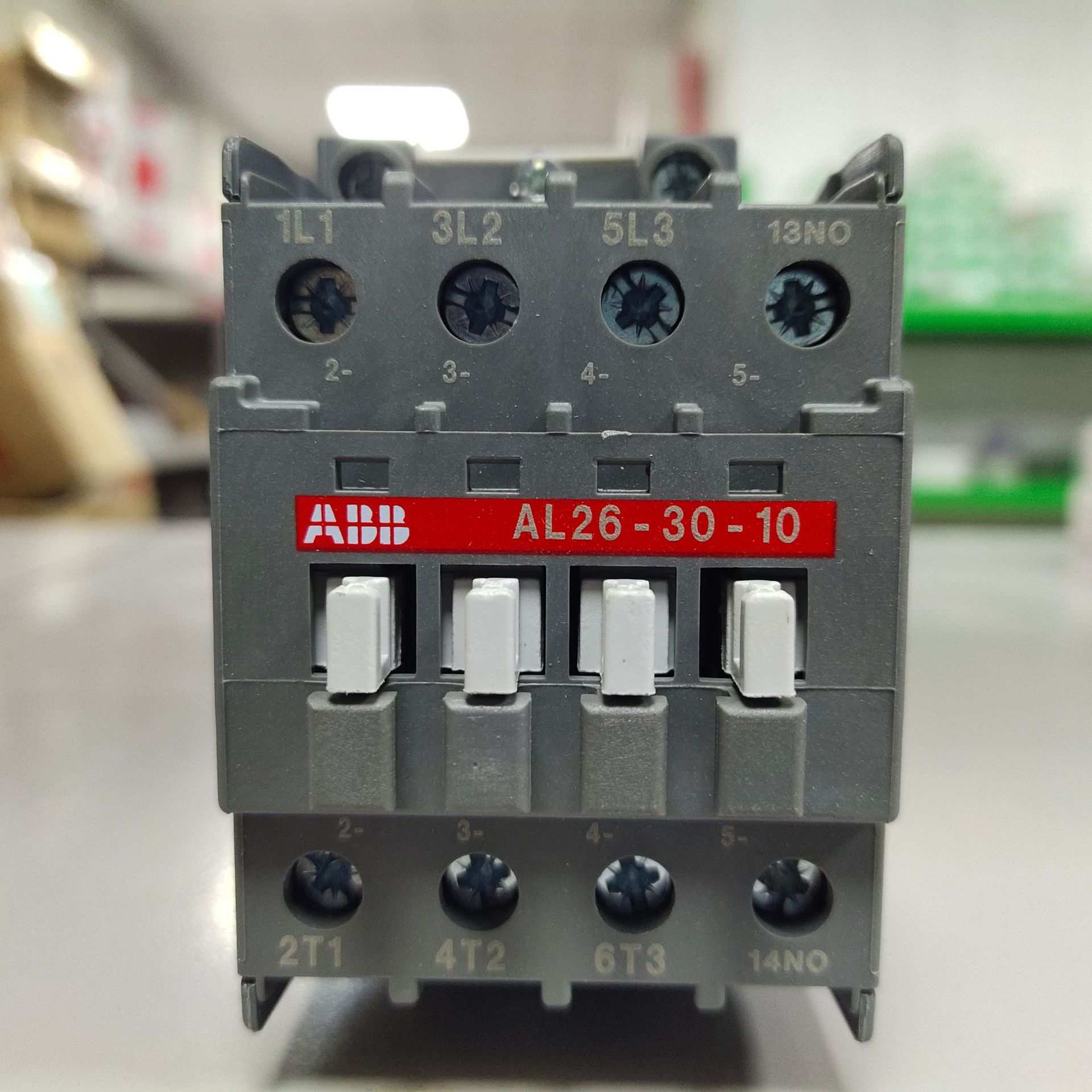 特卖款ABB原装B6-40-00*220-240V 40-450Hz