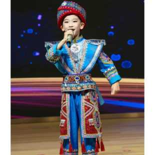 正品男童演出服乐出童少数民族服装土家族彝儿族快阳光独唱表演租