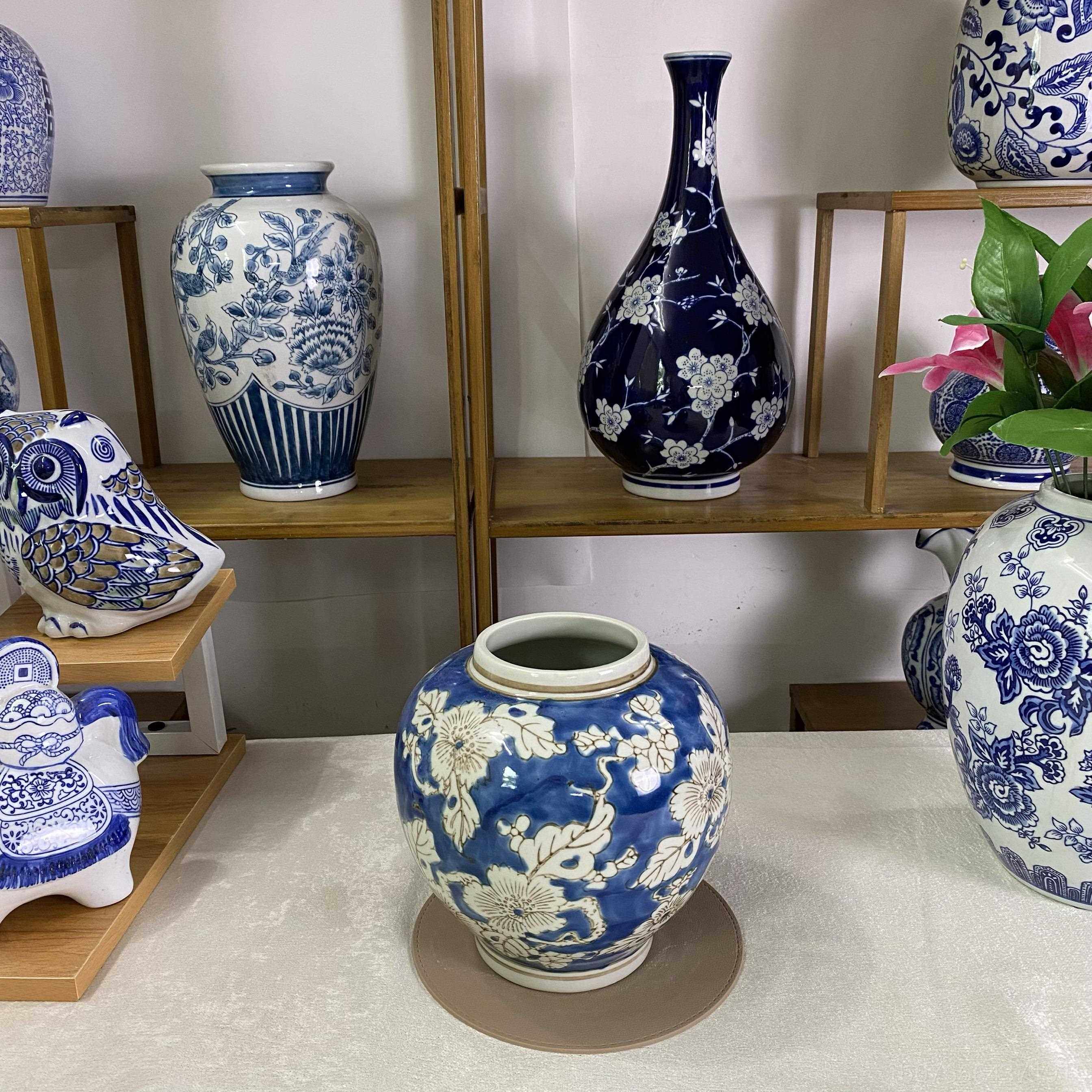 正品花瓶奢陶瓷件客厅插花轻高青级感花瓷大肚水养鲜花牡丹新中摆