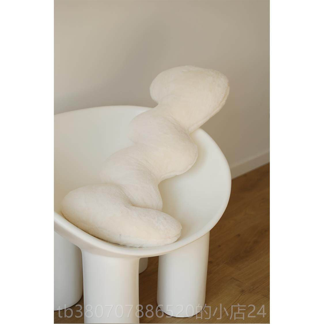 高档DAIS创YHOME原ins诧寂风抽象绒胖胖抱兔民宿软装北枕欧风床头