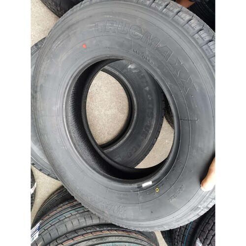 MAXXIS玛吉斯轮胎215/75R16LT 10PR UE168 福特全顺大通V80原配套