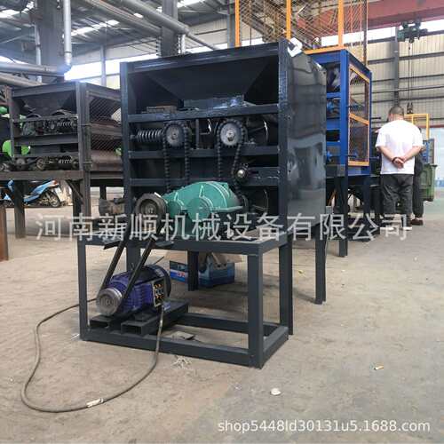 车载式易拉罐压扁机设备 小型400压片机 1000塑料瓶挤扁设备