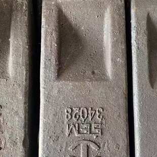 7Y0203 挖机配件斗齿6Y5230 230WT 230S PC200L挖斗齿座 6I6464