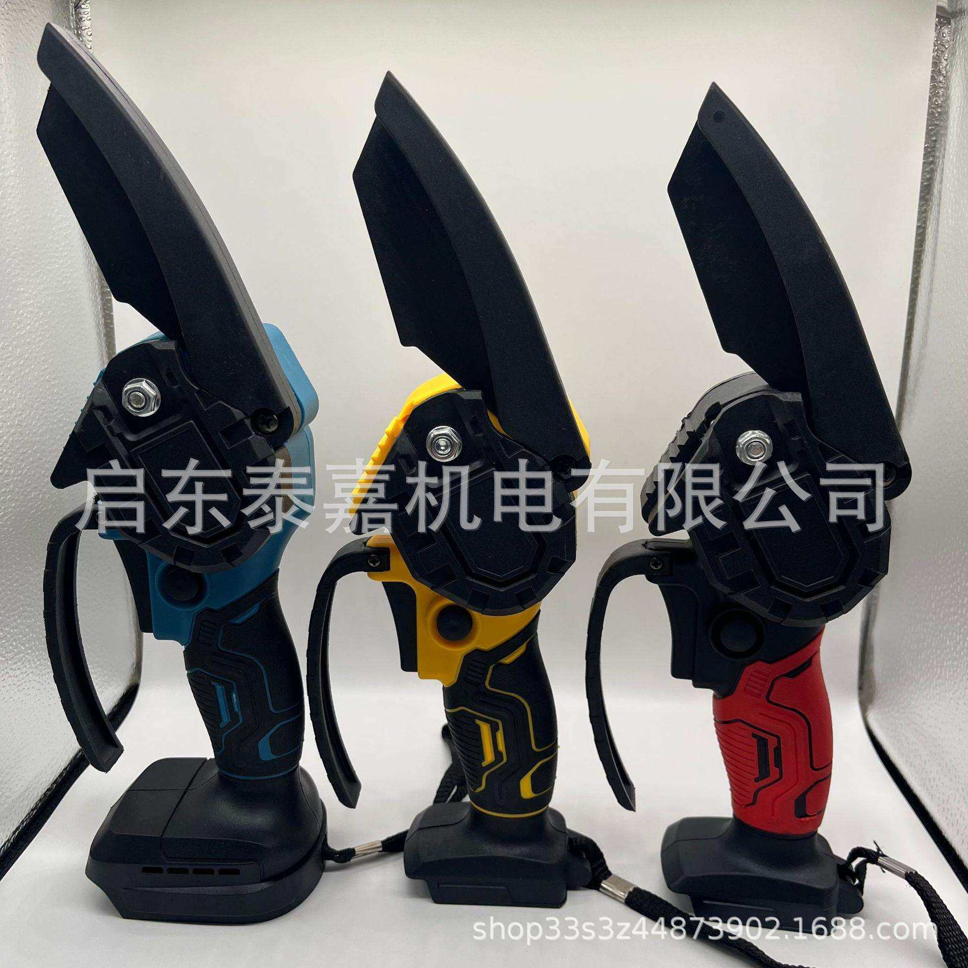 4寸6寸迷你锯电动修枝锯充电式电动锯小型锂电手锯园林伐木电链锯,玩具/童车/益智/积木/模型,毛绒/玩偶/公仔/布艺类玩具,淘宝优惠券,粉丝福利购,淘宝优惠卷