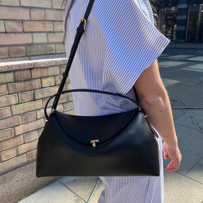 女秋冬树皮棕T字锁扣真皮包