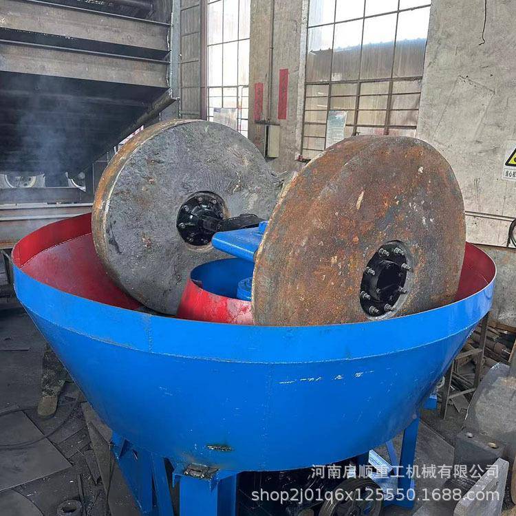 小型电碾子新型双碾湿矿机用物辊料细磨混汞碾金机1200型设备实地