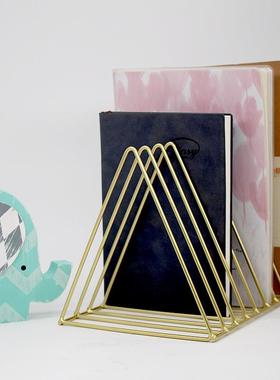 北欧三角简易创意9格铁艺书架工艺品办公桌面展示置物收纳整理架