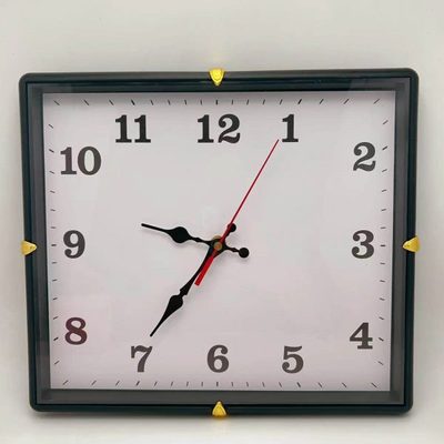 静音款挂钟客厅走时家用简约跳秒款省电时钟方形钟表免打孔石英钟