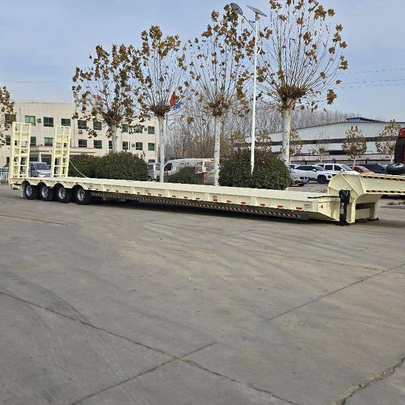 直发大型钩机运轴输半平挂车4轴YMD低板线车低平板板狼狈拖车
