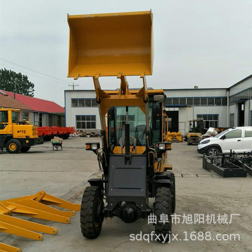 志成ZL910轮式装载机 25马力四驱工程小铲车 农用柴油四轮推土机