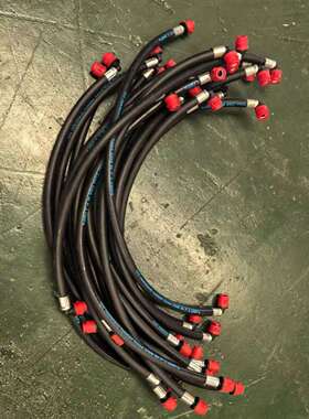 PC200210220240-8柴油管柴油滤芯到柴油泵快接柴油管