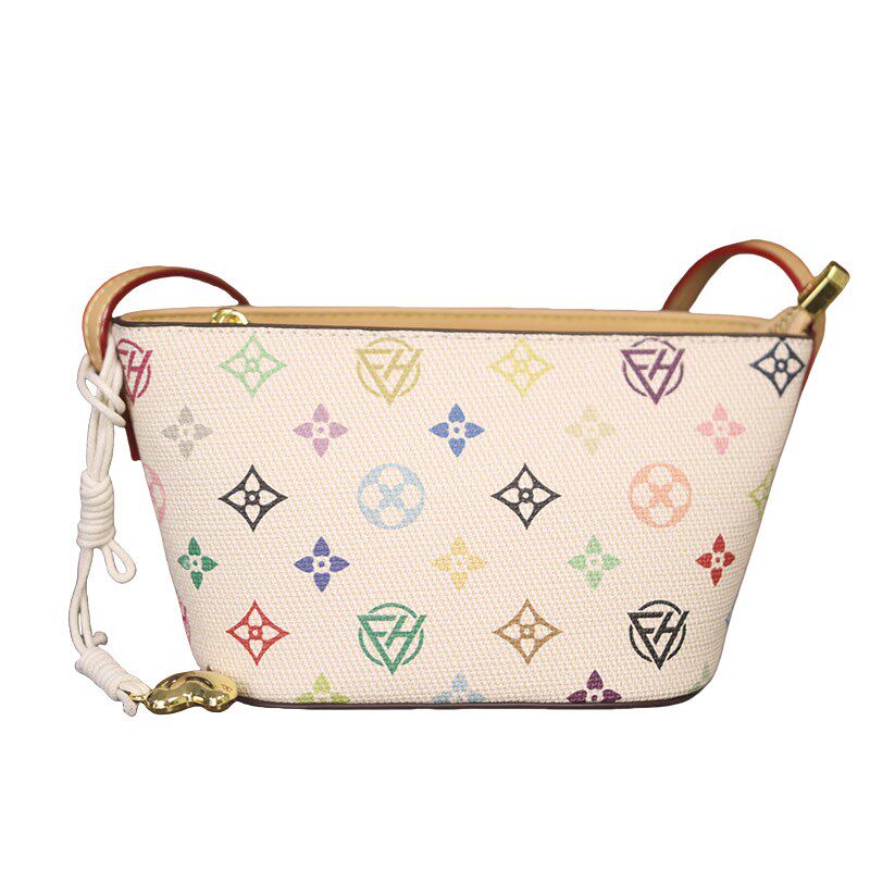 白色包包女式2025新款百搭超火精致高端轻奢小众高级感单肩斜挎夏