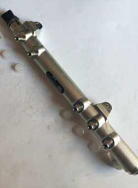 适用于ZD30东风轻型发动机高压共轨油轨/17520MA71A