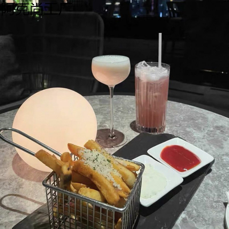 户外餐厅桌灯清吧氛围灯吧台酒吧装饰创意个性简约充电圆球小台灯