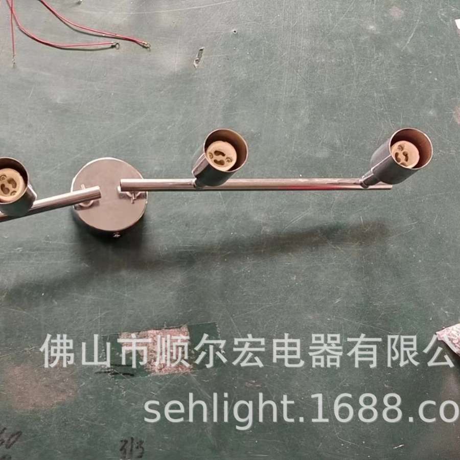 厂家供应客厅卧室电视背景GU10射灯灯架明装四头吸顶长条灯具可调