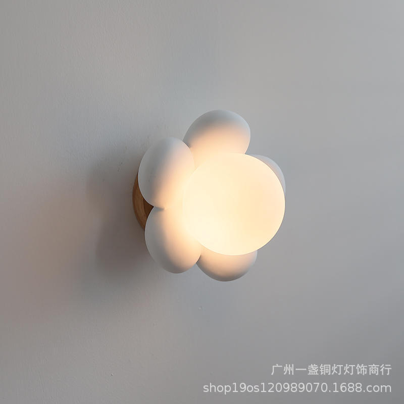 花朵壁灯北欧创意艺术卡通儿童房装饰灯具简约现代2023网红床头灯