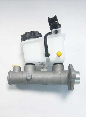 BJ0P-43-400,BPYL-43-40Z 适用马自达 323  福美来制动总泵