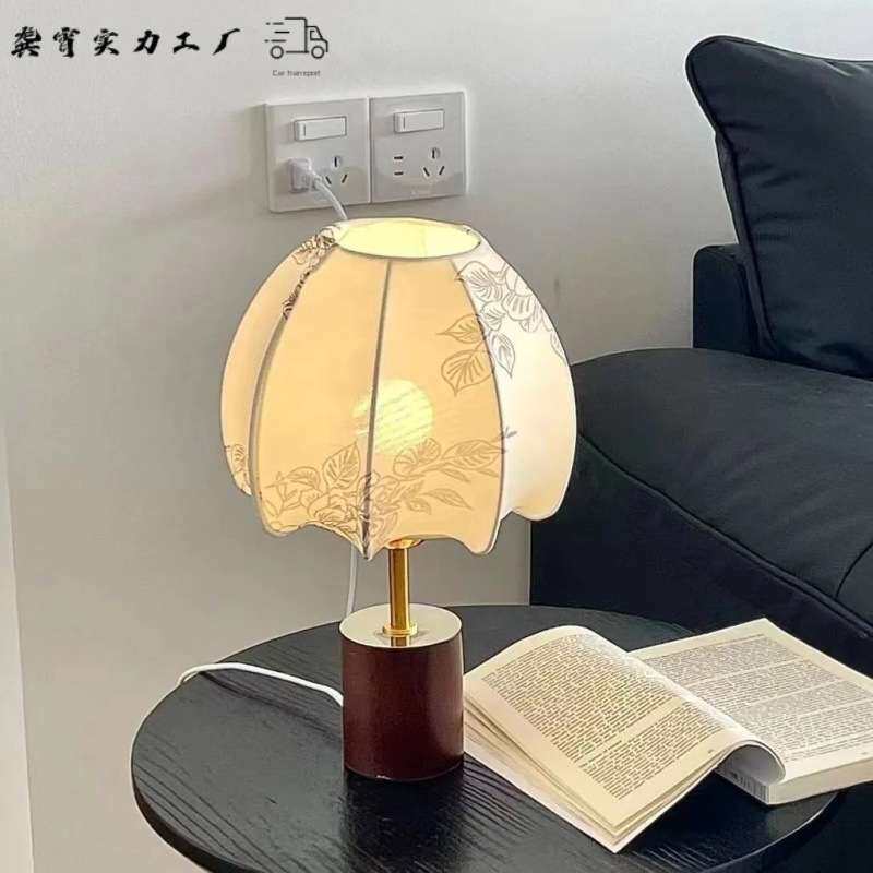 法式复古古风实木台灯美式床头柜卧室中古书房客厅高级氛围床头灯