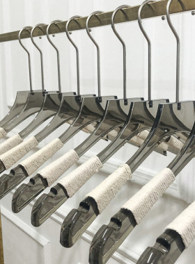 烟灰色绑绳衣架亚克力水晶挂衣架防滑无痕男女装衣服架裤架裤夹子