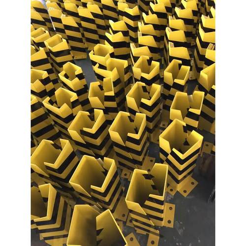 货架防撞脚底脚连接件立柱挡板叉车防撞护脚L型包围角铁货架护脚