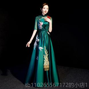 新款 晚主持人宴会特t台秀场 紫苑轩龙礼服深绿色团队合唱表演服装