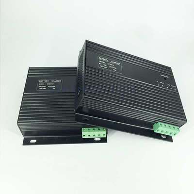 柴油机配件铅酸蓄电池充电器CH2810 10A发电机电瓶浮充器12V/24V