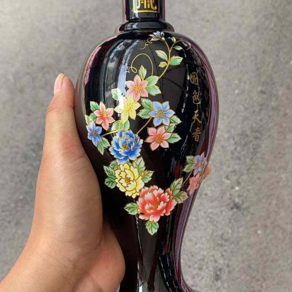 泰山墨玉牡丹花瓶摆件原石雕刻客厅插画创意办公室装饰客厅装饰