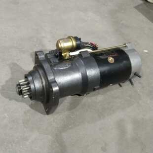 重汽HOWO卡车发动机零件起动马达QDJ2817AX VG1500090001起动机