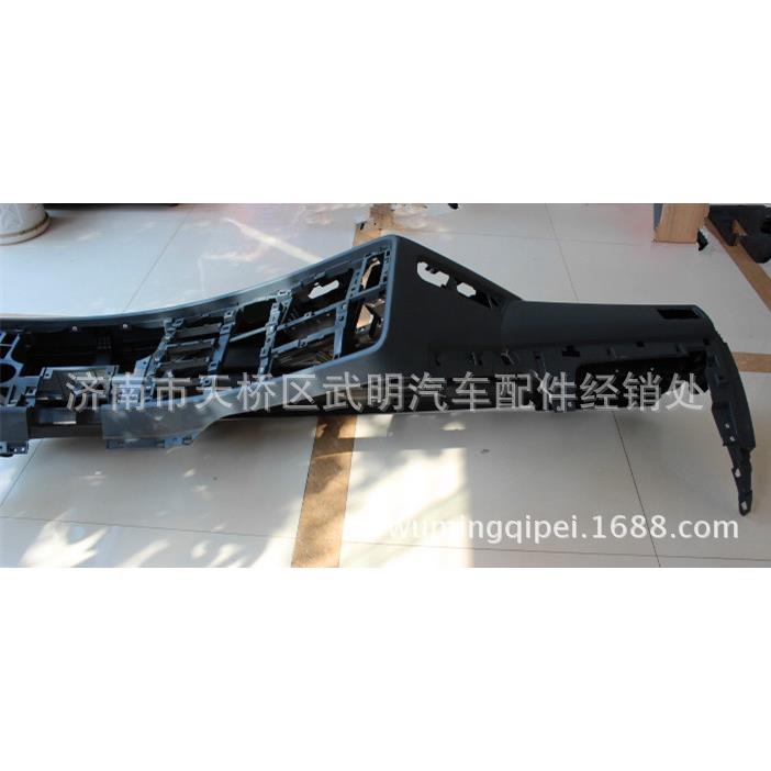WG1664160100 仪表板装配总成 豪沃A7灰色仪表台 T7H工作台