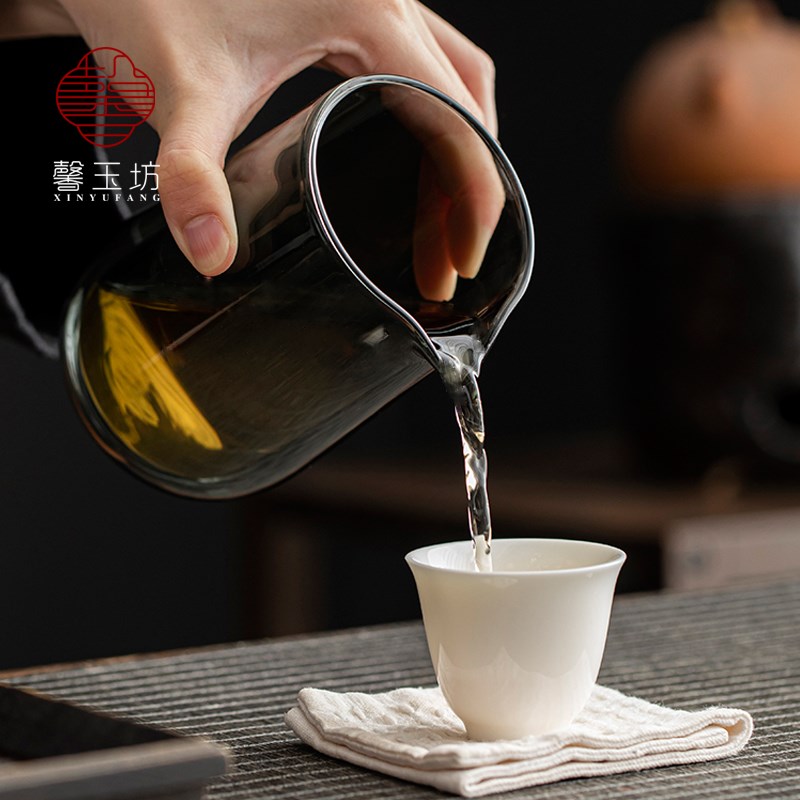 烟灰色双层玻璃公道杯耐高温防烫手大号分茶器茶具配件公杯