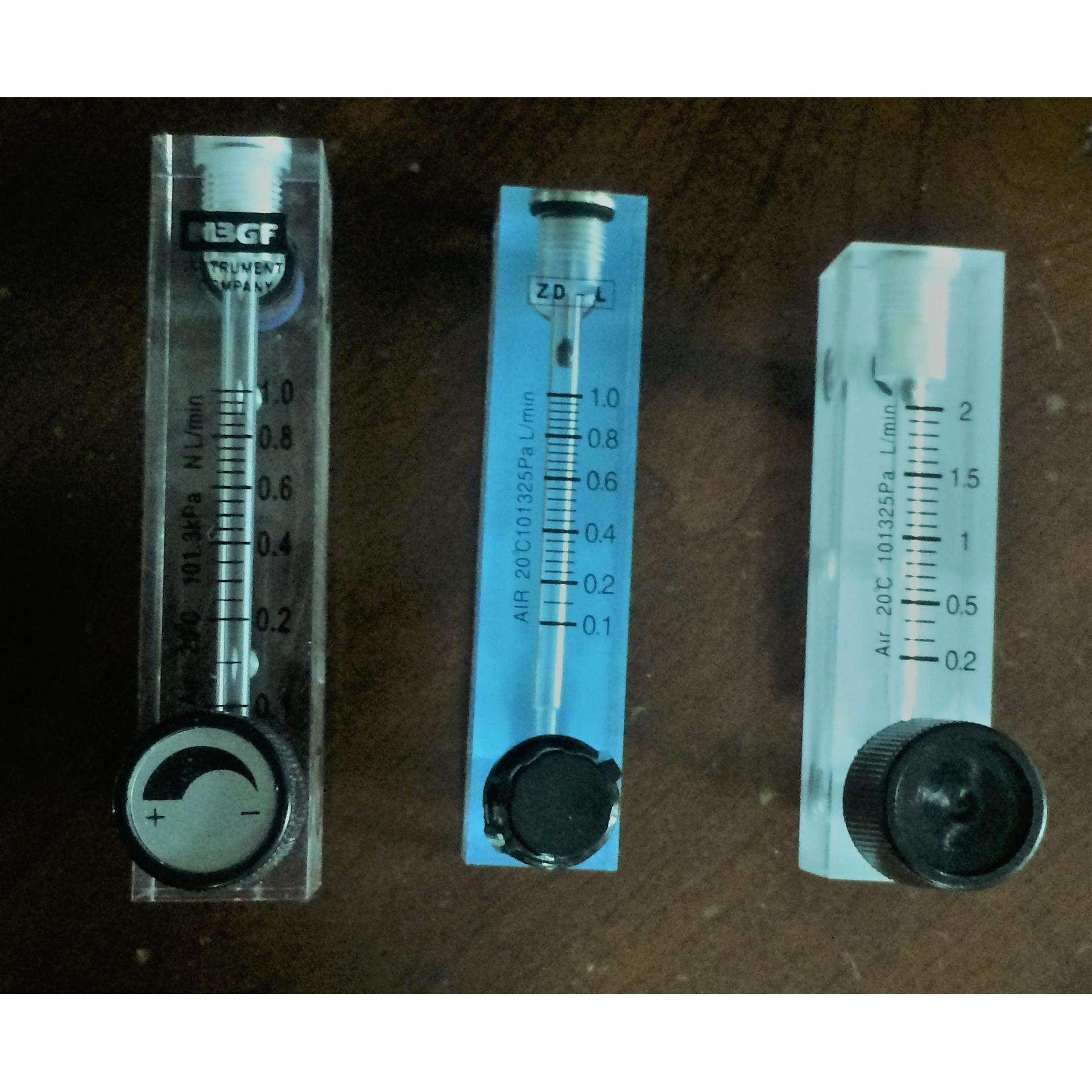 LZB-4T有机玻璃流量计 中心距70mm 孔距35mm 塑料软管接头流量计