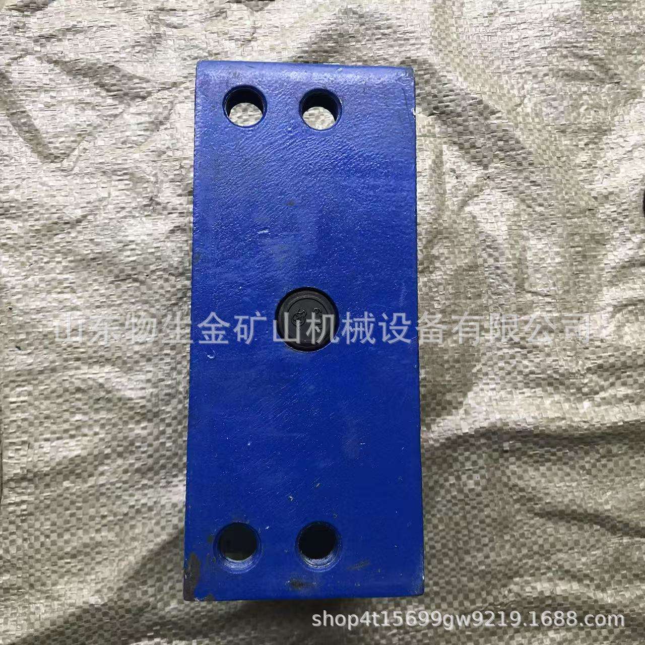 三一宽体车配件发动机脚垫131699000116A三一重工SKT105S 90S配件