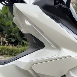 适用于25款本田PCX160改装腿挡风 PCX150腿部风挡 护腿防寒挡风