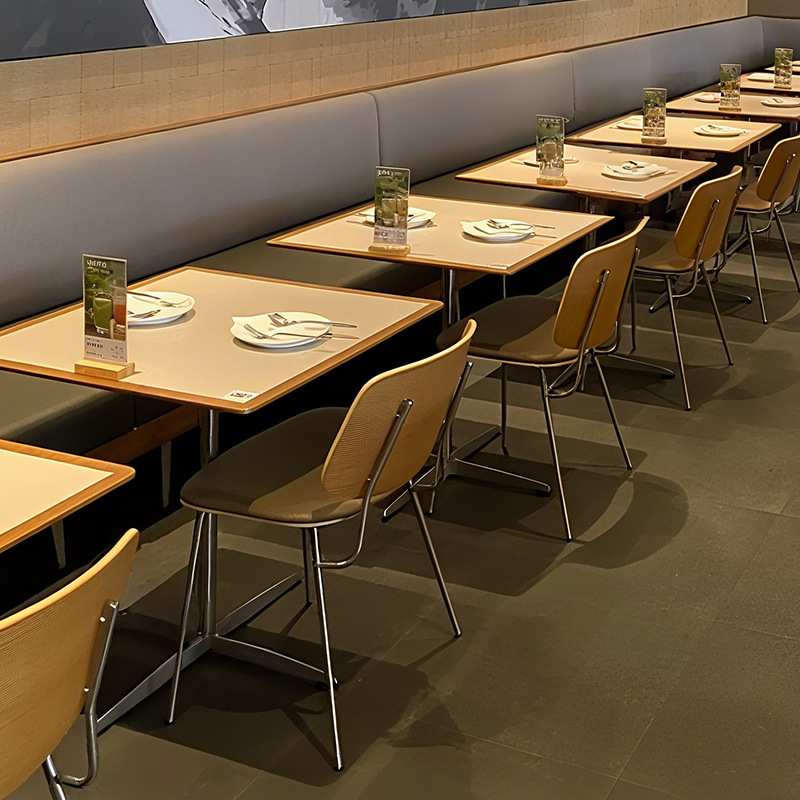 北欧原木风咖啡厅桌椅组合奶茶甜品店商用餐桌简约小方桌子圆桌子
