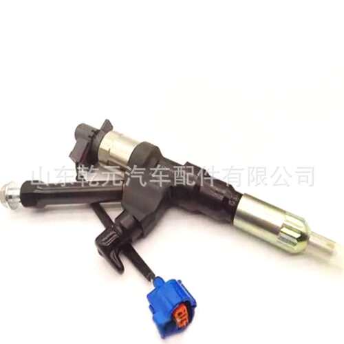 柴油车喷油器总成  095000-0403  23910-1164  HINO P11C