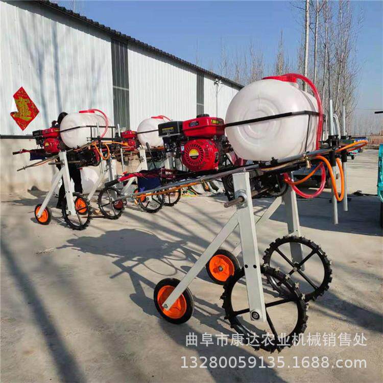 底盘高度90公分轮距可调节150升容量药箱汽油机带动的手扶打药机