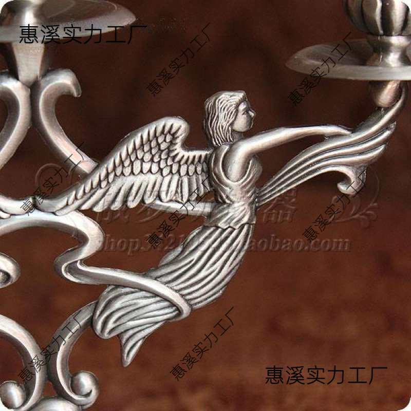 仿古教堂金属美式居家用装饰摆件蜡台浪漫欧式烛光晚餐三头蜡烛台