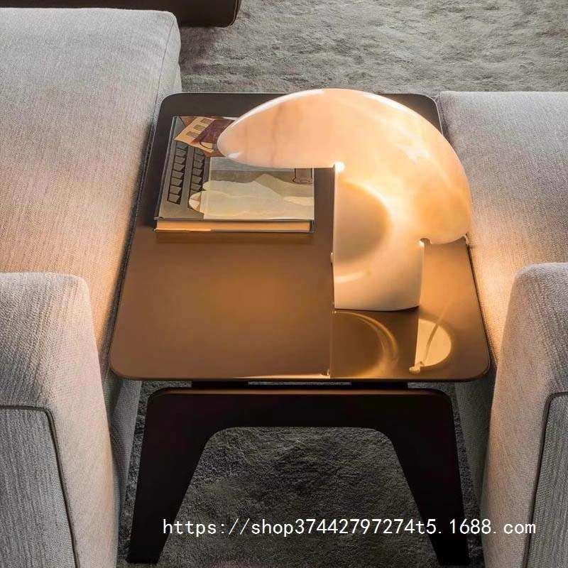 意大利Flos Biagio 台灯卧室设计师经典款白色树脂雕刻装饰氛围灯