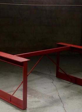 Magis brut table红色碳钢餐桌办公桌书桌脚桌腿支架尺寸颜色可定