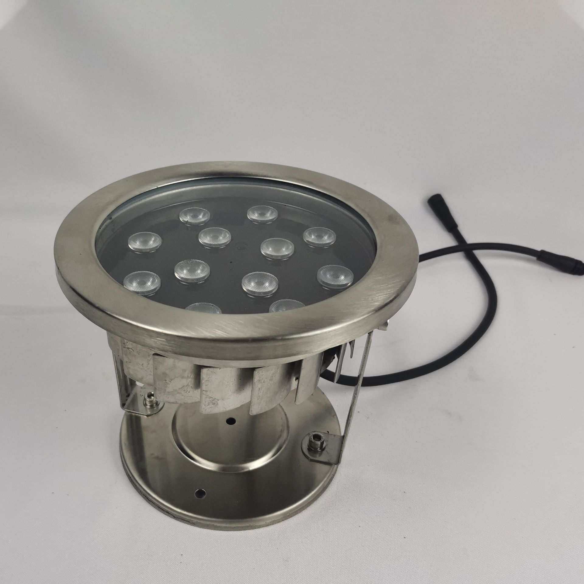 12WLED七彩水底灯水下射灯LED射灯喷泉户外 DMX512