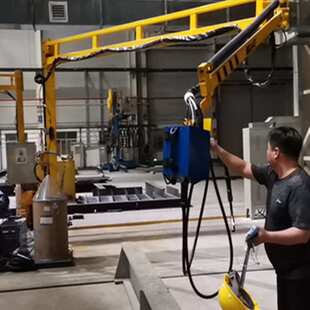 悬臂送丝机JDB2540摇摆臂支架 弹簧式二保焊机空间臂助力净化吸尘