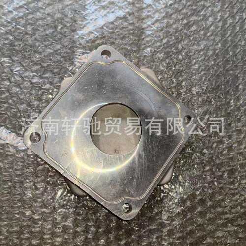 适用于豪沃 汕德卡 T5 T7 陕汽 曼202V08150-0010A混合器端盖