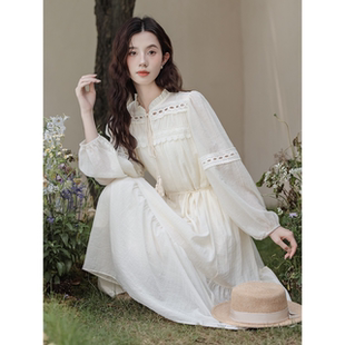 2026春新款民族风好看白色裙子收腰波西米亚超长袖连衣裙女