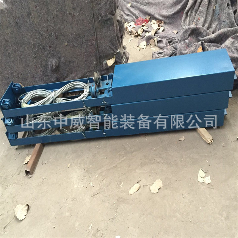 带钢丝绳风门机械闭锁装置配有滑轮推动灵活矿用风门机械闭锁装置