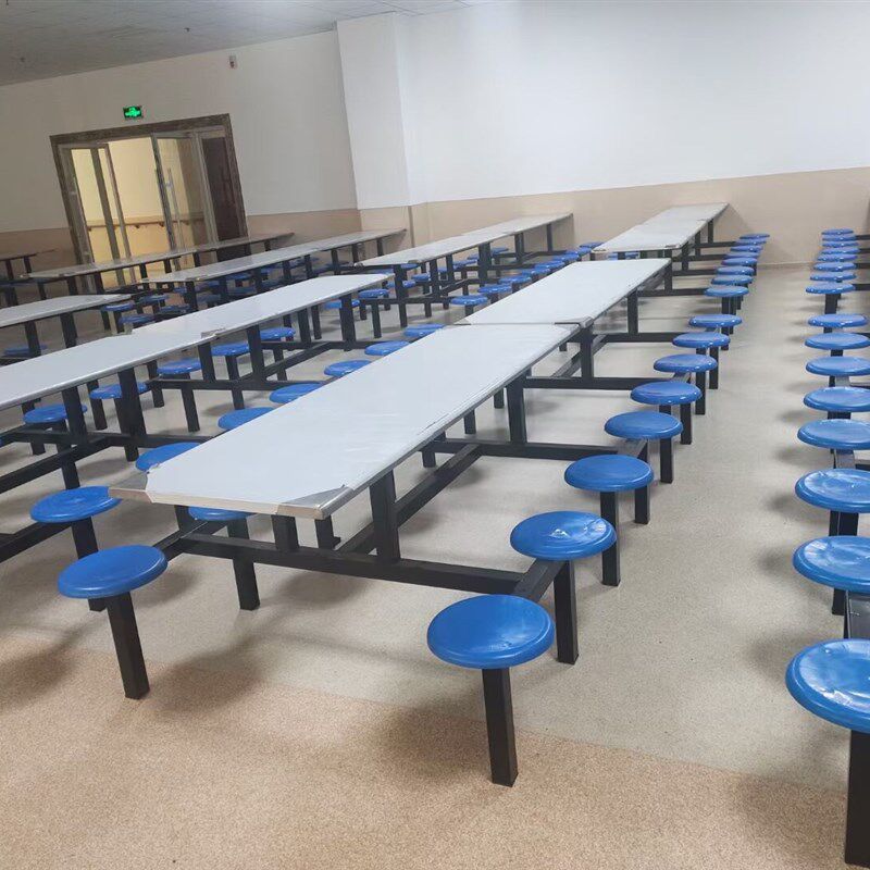 学校新款学生不锈钢组合员工公司饭堂4人8人食堂连体餐桌椅组装