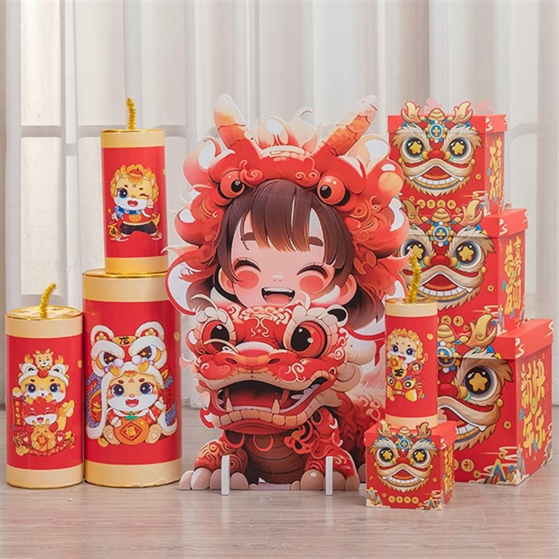 2春25蛇年新礼元旦场景布置装饰商场银行酒店年盒坐炮堆头0节摆件