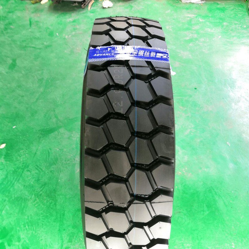 贵州前进900R20 1000R20 1100R20 1200R20全钢丝载重矿山货车轮胎