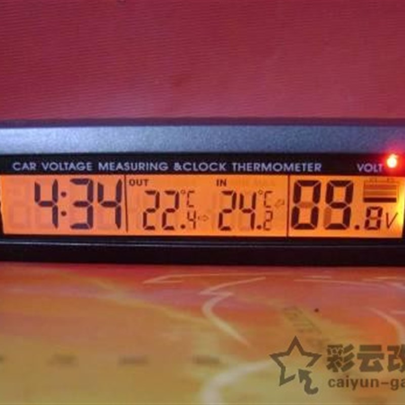 汽车用车载电子钟温度计电压表 12/24V车内时钟内外温度计 蓝橙光
