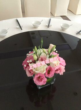 会议桌花婚庆台花酒店桌花演讲台花宴会签到会展台花上海鲜花速递