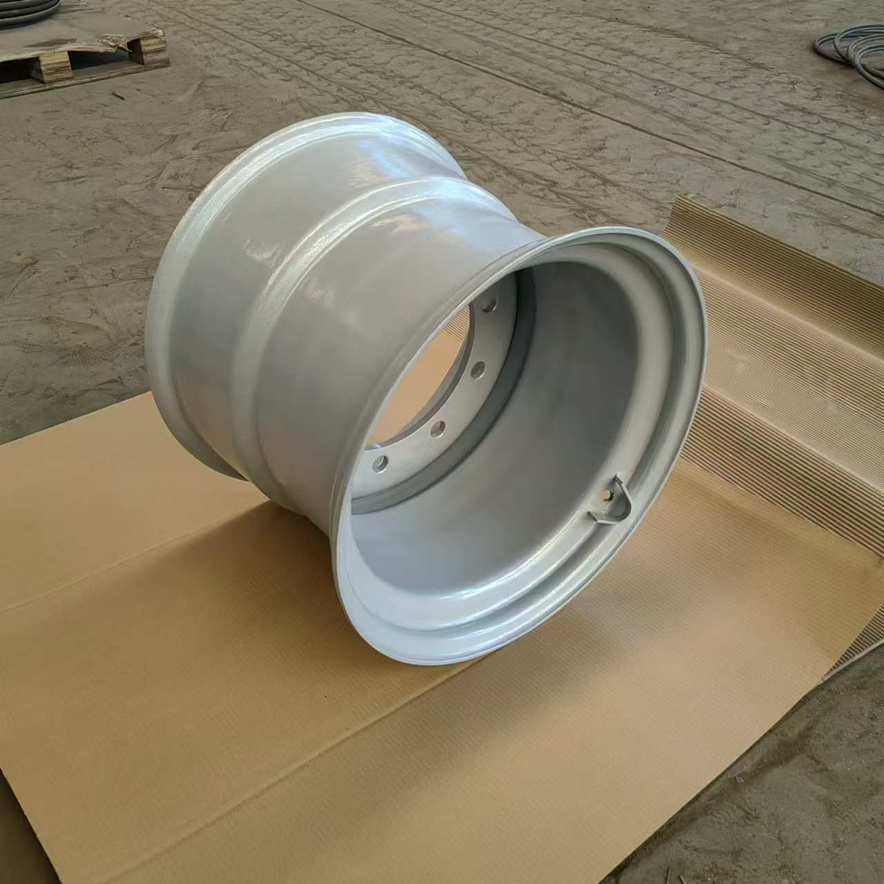 农业工程钢圈16*20改装 20寸真空轮毂拖拉机工程车加厚轮辋